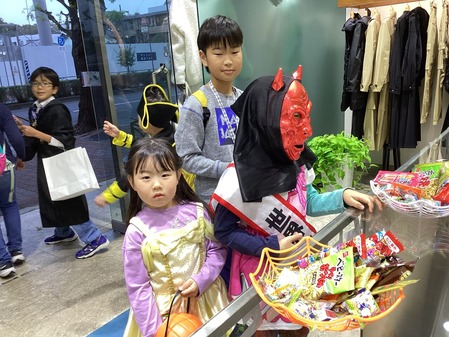 1C505D7F-98DC-437B-87B1-07A0C6C5832F