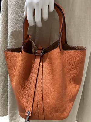 08D6BE82-B978-4D3E-9846-C6E9A82FC6F8