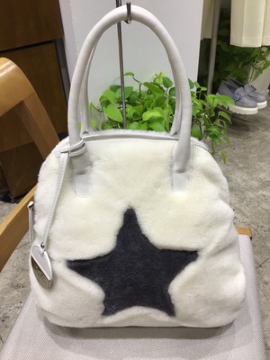 E54D61B2-7024-41CE-A327-E4CC6CB018B3