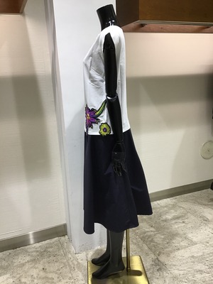 2276E36C-769D-4B1F-9A43-8D572BFD56EA