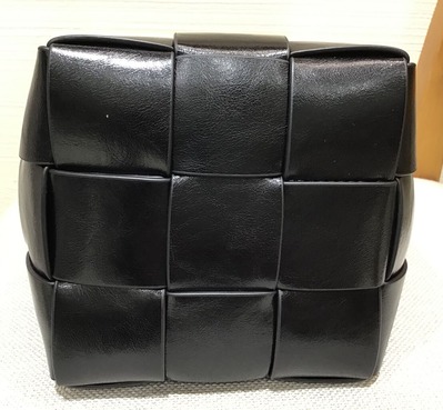 F79AAACB-3EEF-4171-86EB-292E9A526ABE