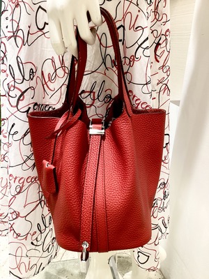 2A48C7B0-6110-490F-9896-931B61922E08