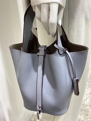 772D5AC9-2CCC-43BF-8C89-A3E8DE677A63