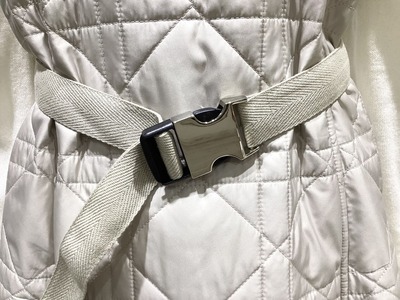 30F5F942-11C9-460B-B24A-5C323D935C9F