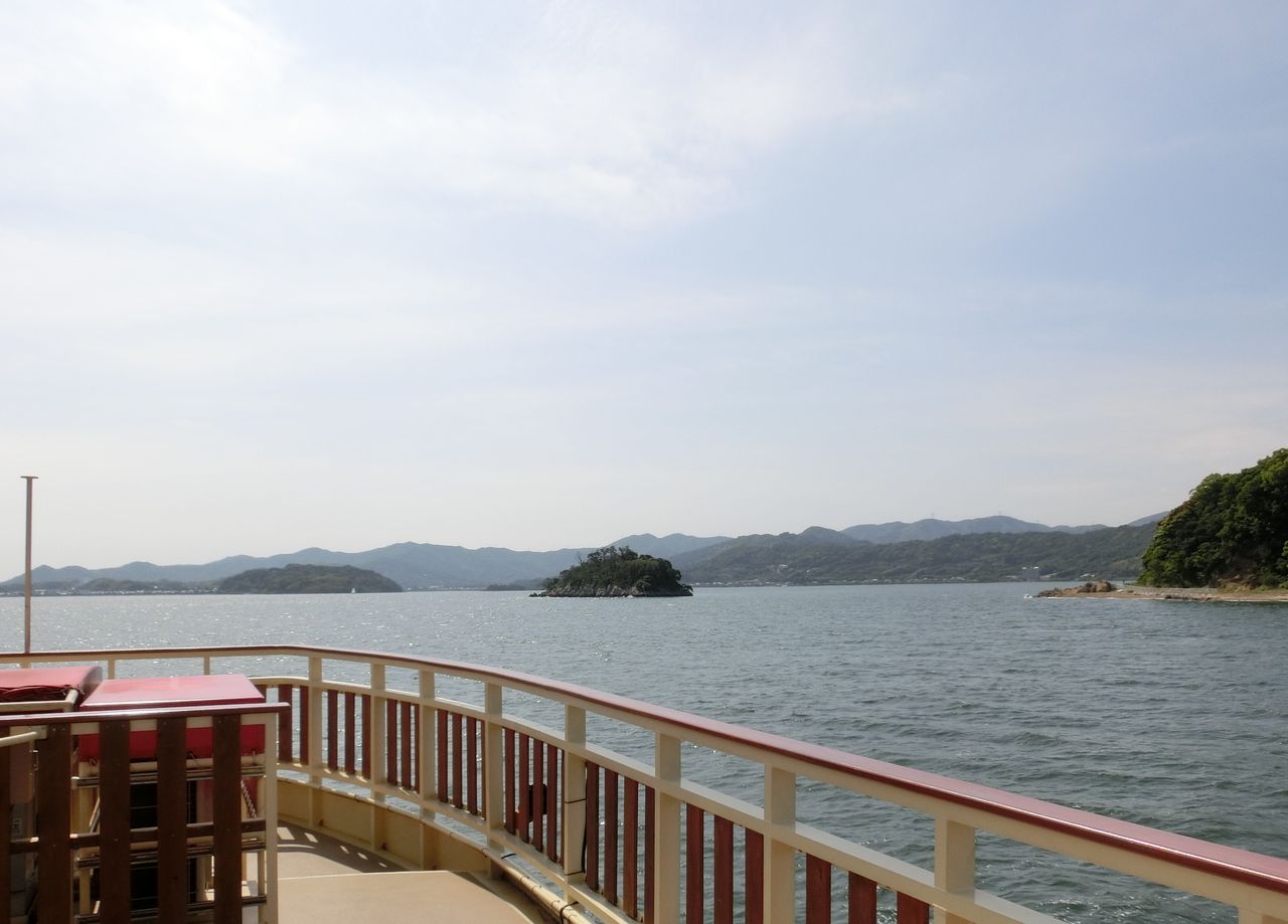 礫島神社 静岡県浜松市北区三ヶ日町大崎 岬を訪ねて三千里