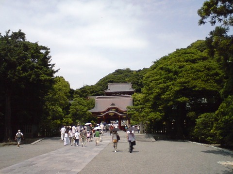 鶴岡八幡宮