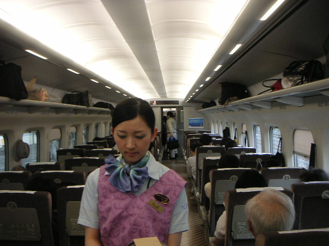 許せない車内販売員 ガキの頃から