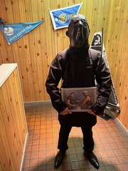 1702892353286