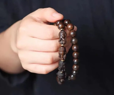 沈香木ブレスレット