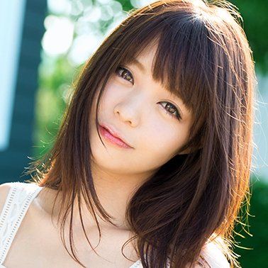 【悲報】激かわセクシー女優の鳳かなめちゃん、全く名前を知られてない（※画像あり）