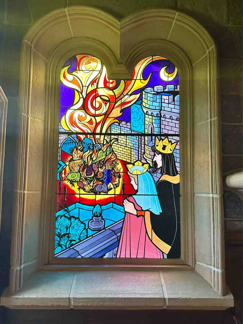 ディズニーランド パリ ステンドグラス オーロラ城 ディズニーランド