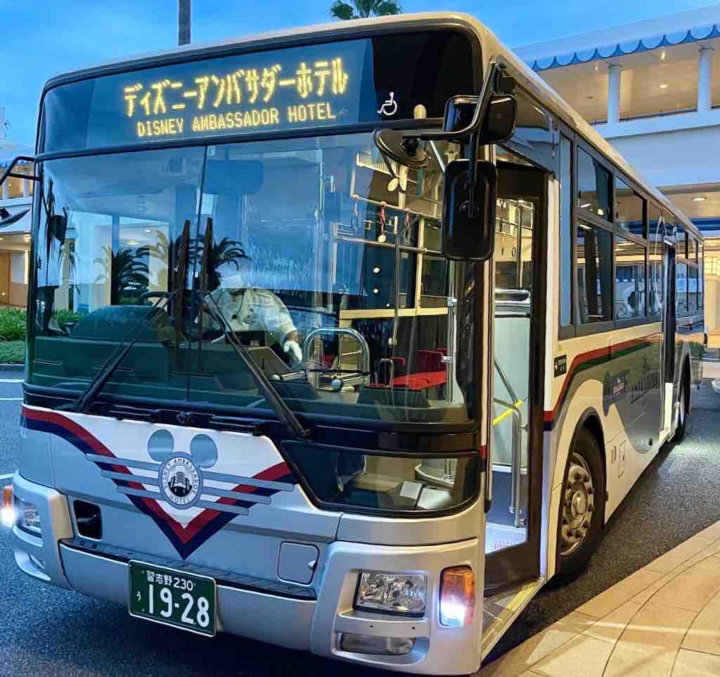 アンバサダーホテルバスのナンバープレートの秘密 噂のdヲタくんのディズニーレポート アンバサダーホテルバスのナンバープレートの秘密 噂のdヲタくんのディズニーレポート