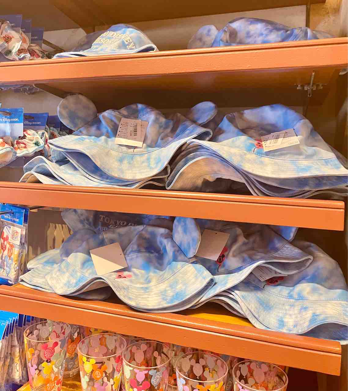 バルーングッズの売れ行きが凄まじい 噂のdヲタくんのディズニーレポート バルーングッズの売れ行きが凄まじい 噂のdヲタくんのディズニーレポート
