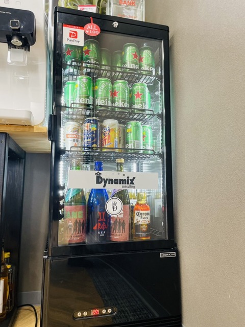 ドリンク冷蔵庫