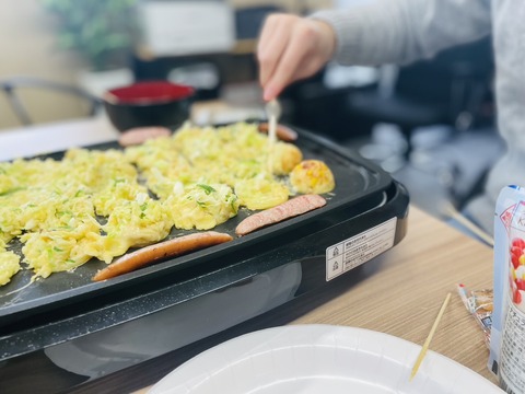 たこ焼き焼き中
