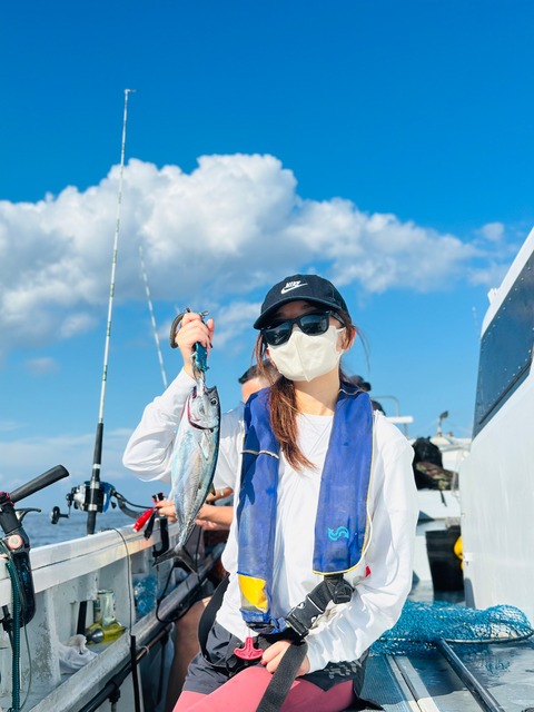 LINE_ALBUM_231003_0