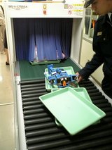 レントゲン検査から出てきたダイナマイザー、ロボットのレントゲンは何度も見たけど、中身が見えてすごいぞ
