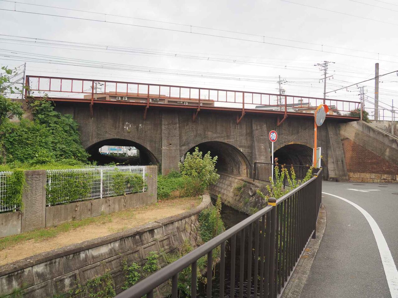 京都市教育碑オールガイド　過去と未来を繋ぐタイムトンネル 京都市教育碑オールガイド 過去と未来を繋ぐタイムトンネル