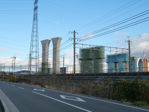 20241222新名神橋梁 (4)