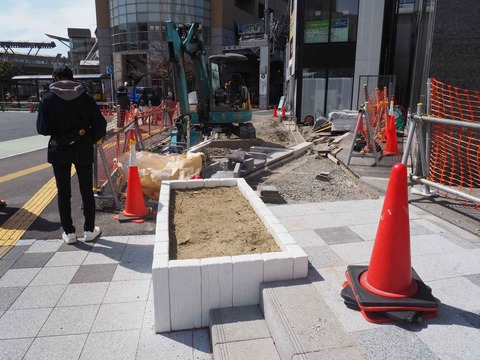 20230305JR高槻駅前 (9)