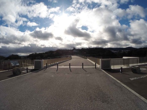 安威川ダム堤体