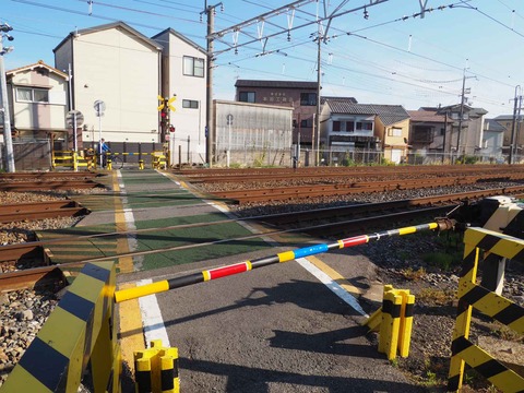 20240521赤大路踏切 (2)