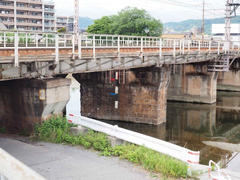 20240427芥川鉄橋橋脚 (3)