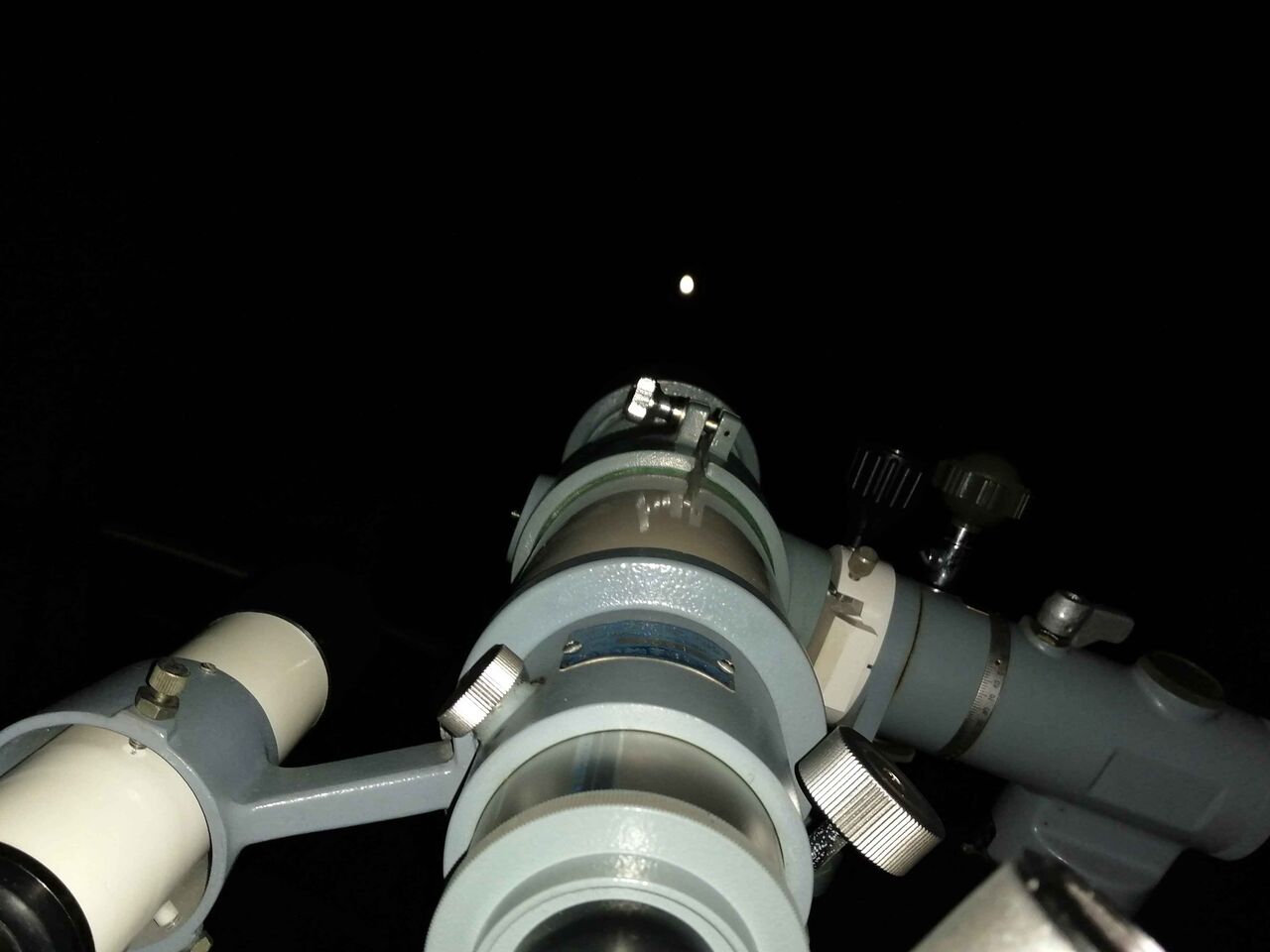 高槻の夜空 上弦の月を撮影してみる 2023年5月31日 : 高槻Network新聞 高槻の夜空 上弦の月を撮影してみる 2023年5月31日 : 高槻Network新聞