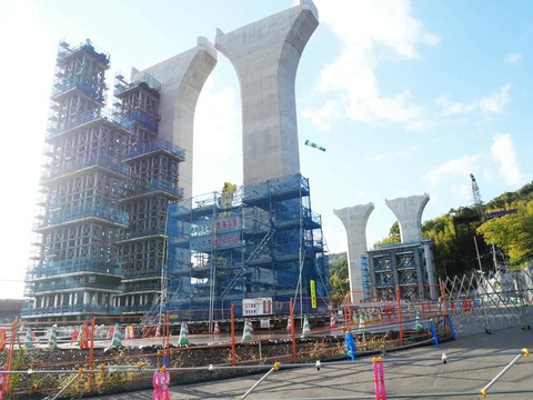 20241104新名神工事 (13)