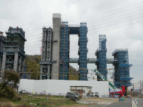 20250315新名神ＪＲ沿い (7)