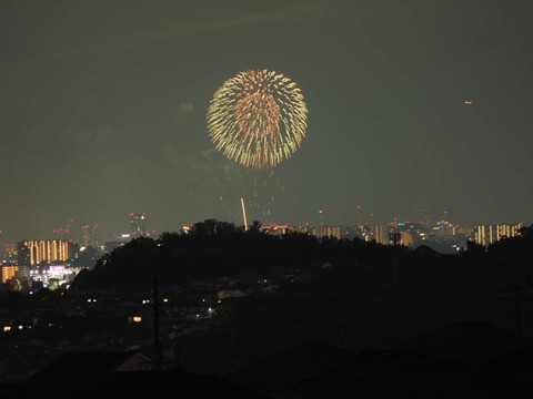 20220827なにわ淀川花火 (71)