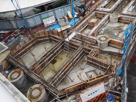 20220703駅前工事 (4)