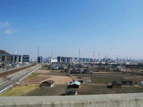 20260213新名神東道路から (1)