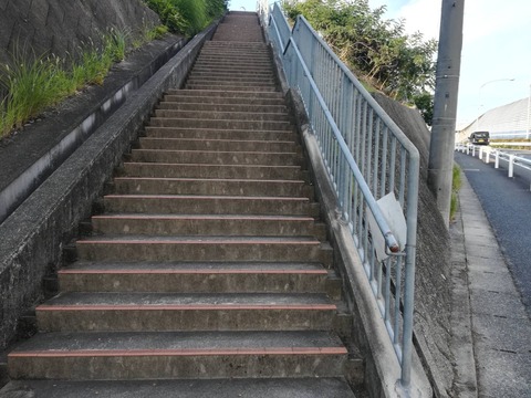 20230718階段真上 (1)