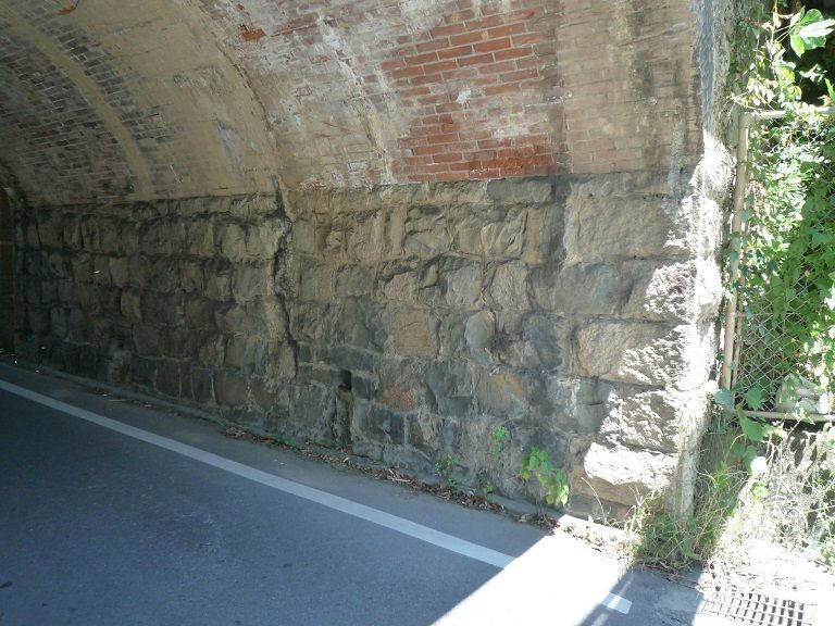トンネル第9弾 西国街道 籔ヶ花 レンガトンネル 高槻network新聞