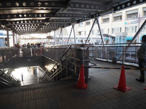 20221023駅前 (15)