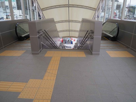 20230321JR駅前 (4)
