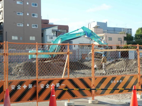 20241119市民会館と (8)