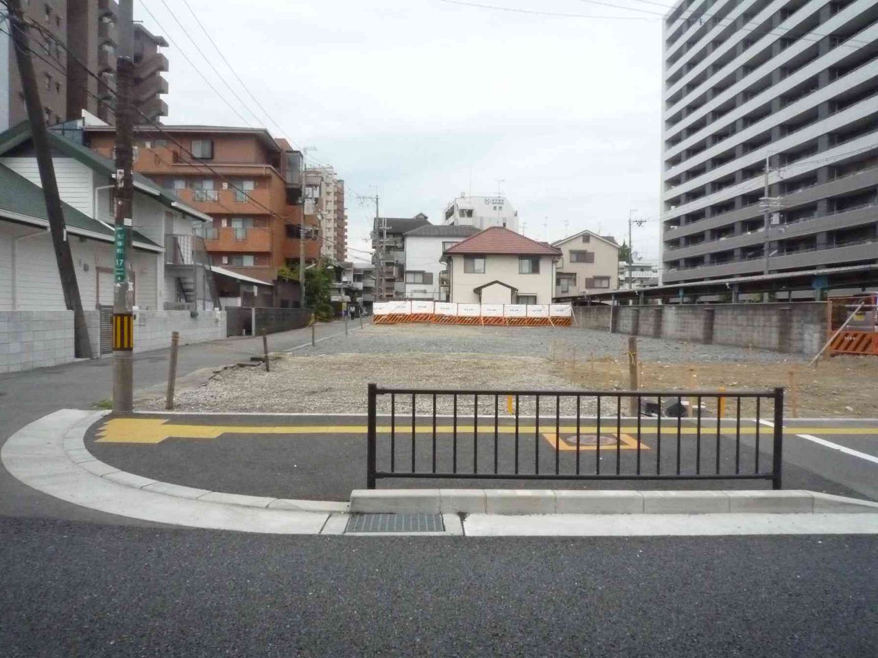 大畑町 Jr摂津富田 東側近くの交差点の空き地は単身者向けマンションになるみたい 高槻network新聞