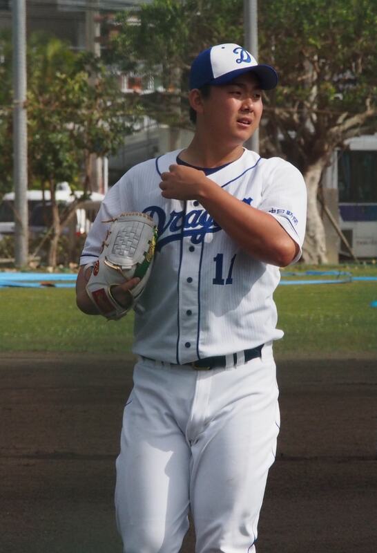 中日・小笠原、阪神戦後ベンチでフリーズ！「顔死んでる」心配の声も、2戦連続炎上は原因不明？