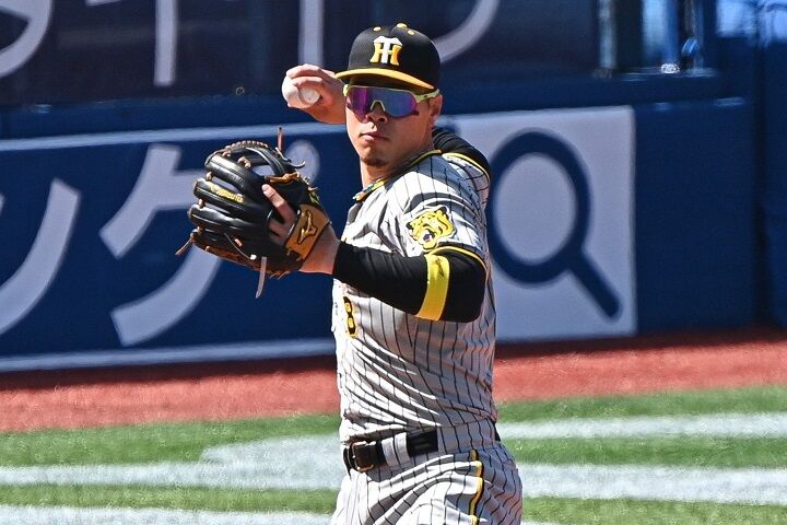 阪神 佐藤輝に求められるのはまずその態度•姿勢