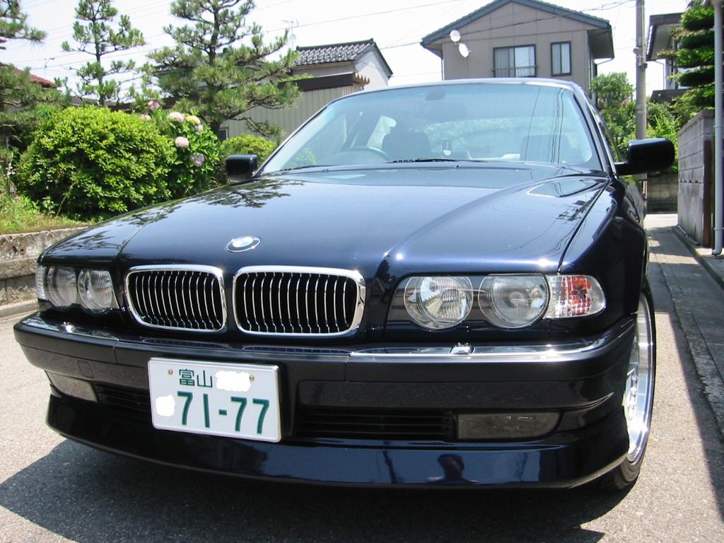 7177だらけ 俺の彼女はｂｍｗ