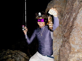 h君