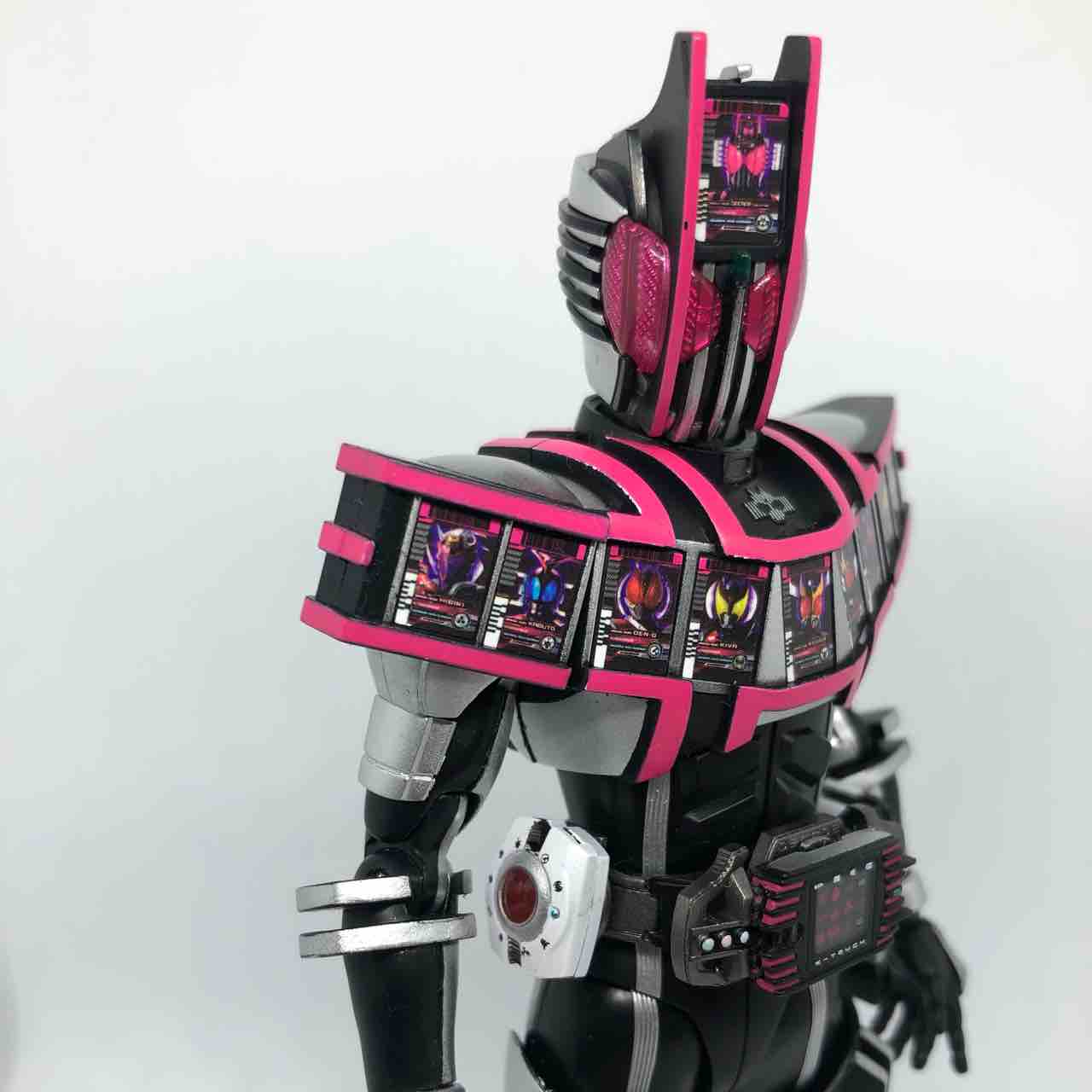 Shフィギュアーツ 仮面ライダーディケイド コンプリートフォーム 真骨彫ver 牛乳飲んで腹下す Shフィギュアーツ 仮面ライダーディケイド コンプリートフォーム 真骨彫ver 牛乳飲んで腹下す