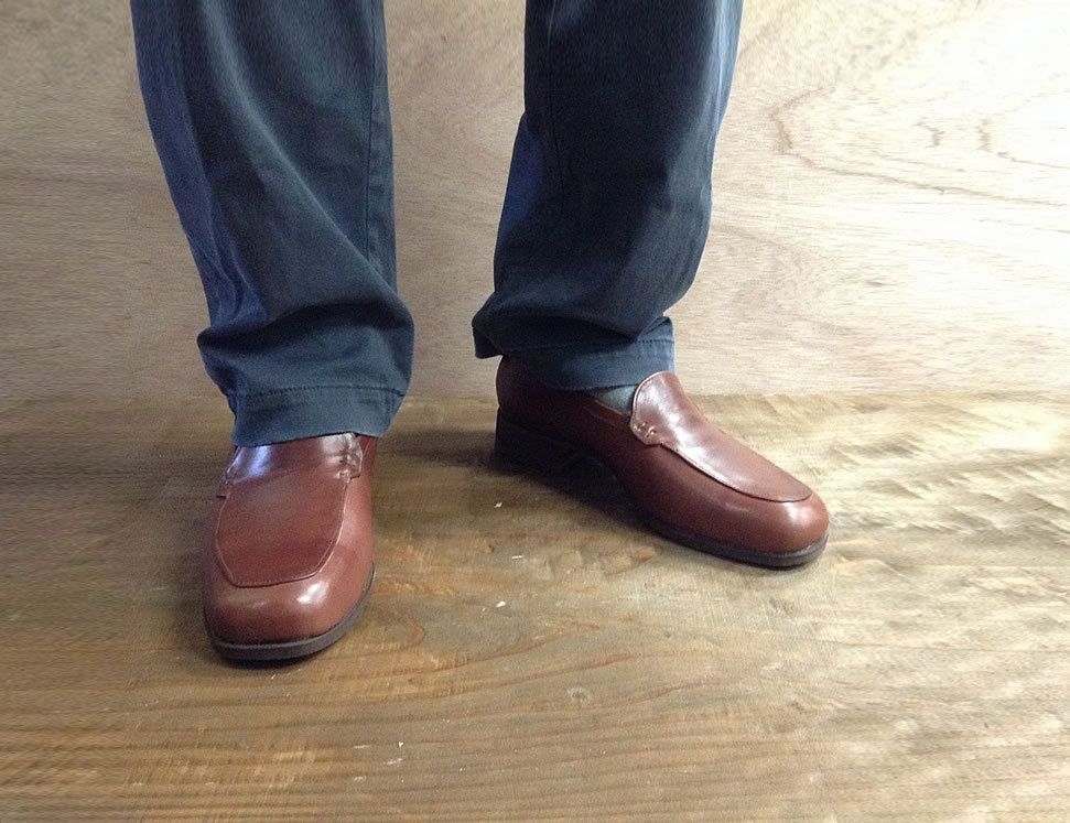 書き込み 行列 入場 靴 木 型 種類 下向き ファイナンス 進行中