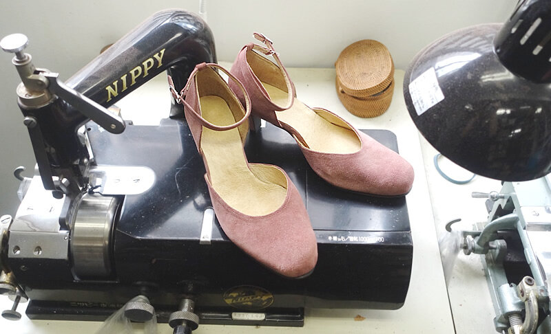 4cmヒールセパレートパンプス アンクルストラップつき 完成 靴の自作工房hiro 趣味コース