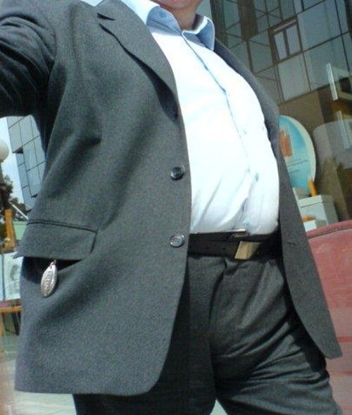 スーツ親父さんの もっこり股間 親父の縁側