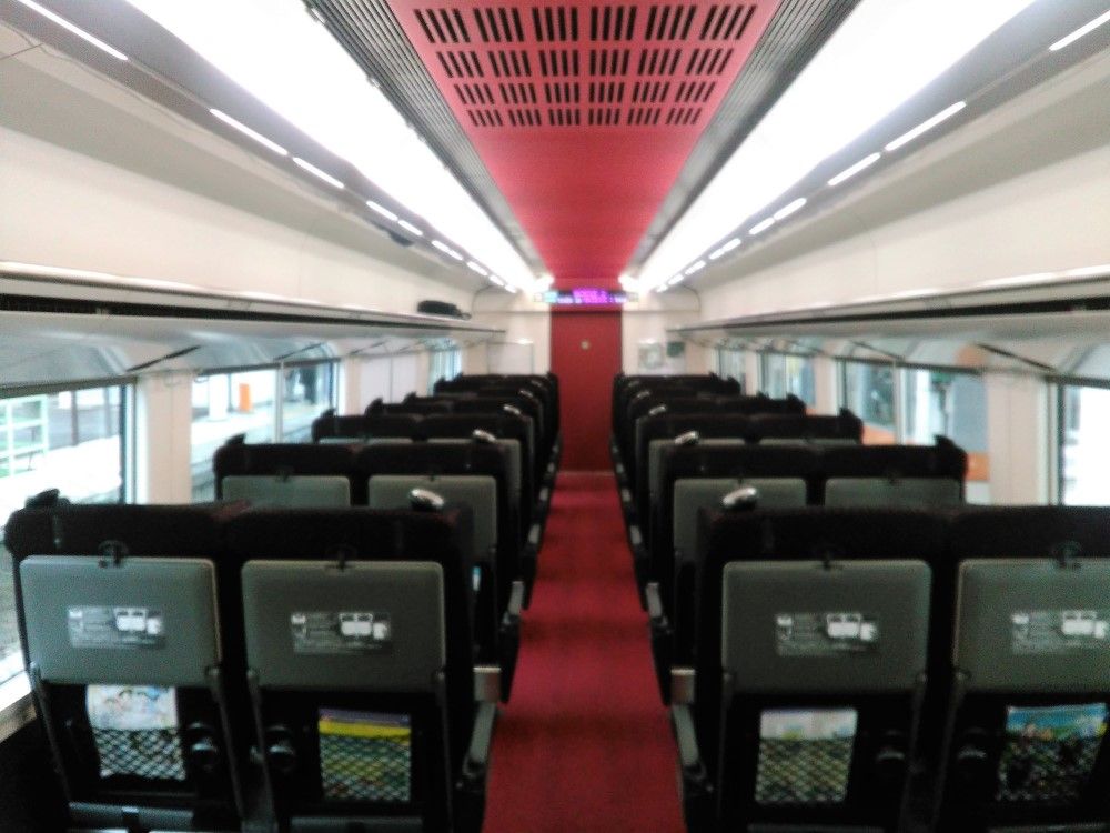 新型特急 はちおうじ2号 e353系 グリーン車に乗車してきました Shinoの鉄道旅行 ホテル宿泊備忘録 新型特急 はちおうじ2号 e353系 グリーン車に乗車してきました Shinoの鉄道旅行 ホテル宿泊備忘録