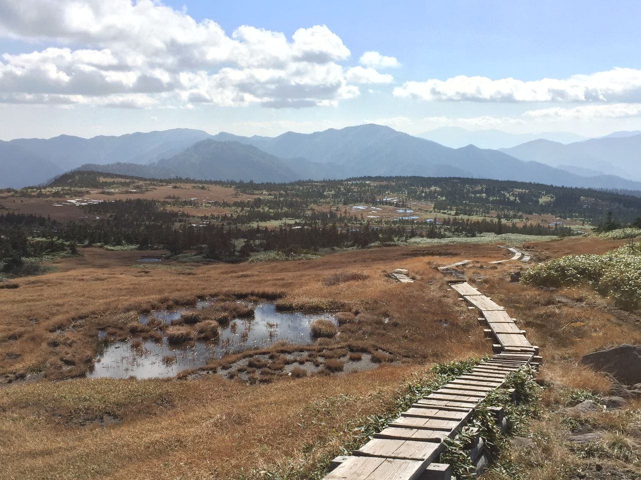 16 10 15 秋らしさ溢れる紅葉最盛期登山 苗場山 山を登って楽園へ 16 10 15 秋らしさ溢れる紅葉最盛期登山 苗場山 山を登って楽園へ