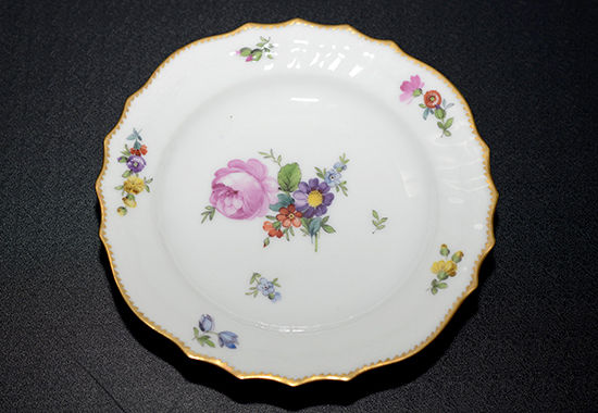 ロイヤル・コペンハーゲンのフリセンボー（Frijsenborg） : earch